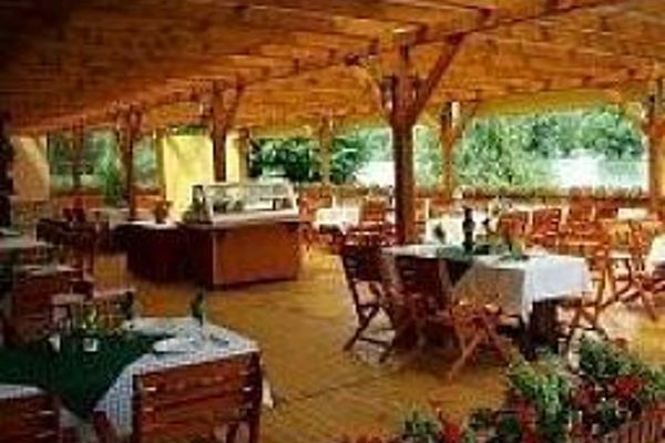 Amstel Hattyu Guesthouse (Győr)